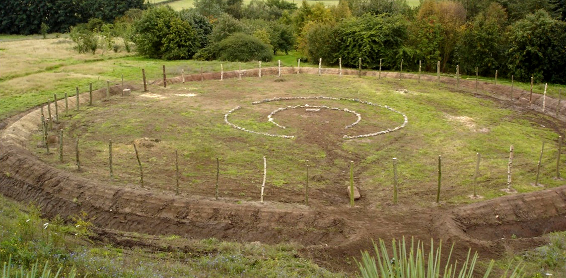 Nesshenge: an experimental Neolithic henge with 15 years of exposure